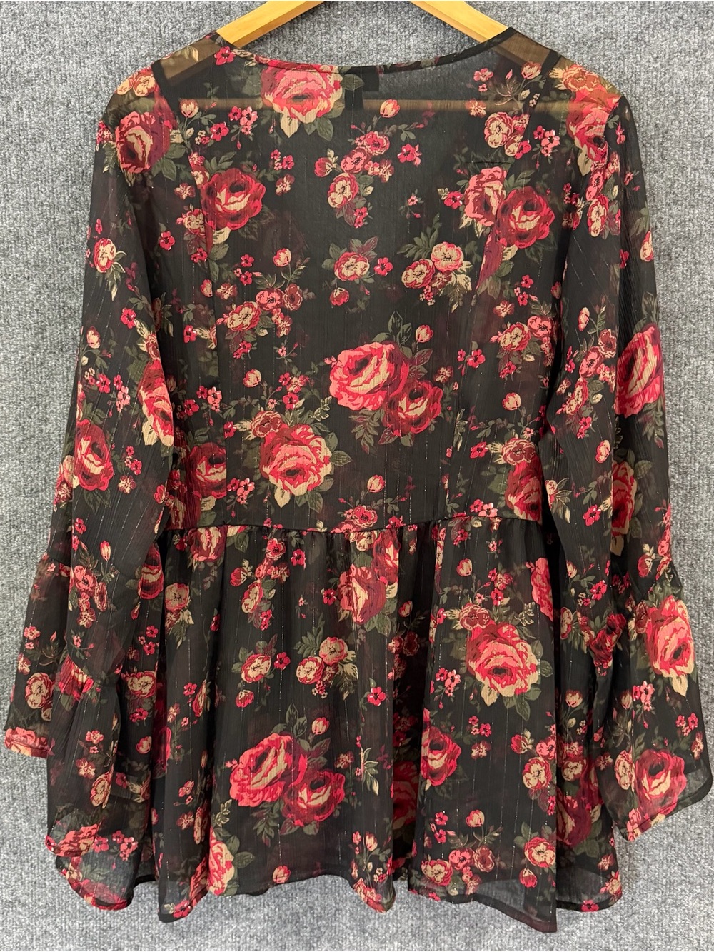 Torrid Womens 2X Floral Lace V Neck Top Black 3/4 Bell Sleeve Metallic Stripe - Picture 2 of 9